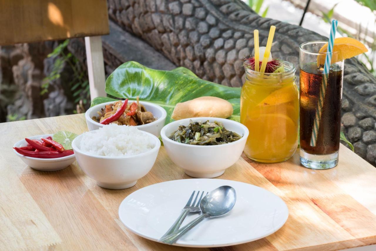Barefoot Backpacker Resort Siem Reap Esterno foto