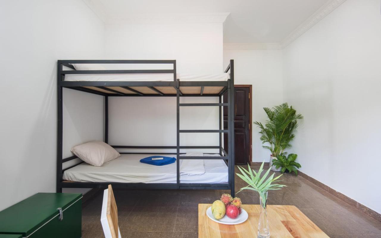 Barefoot Backpacker Resort Siem Reap Esterno foto