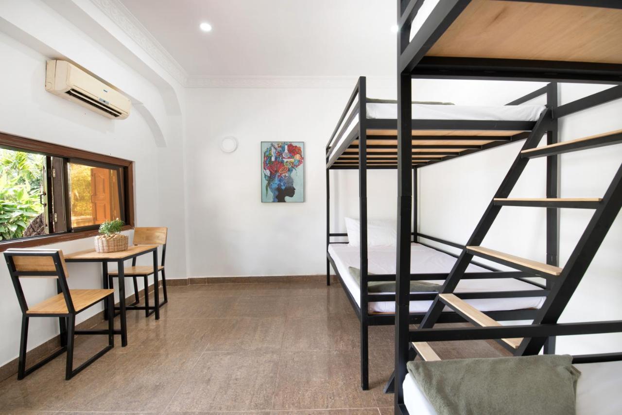 Barefoot Backpacker Resort Siem Reap Esterno foto