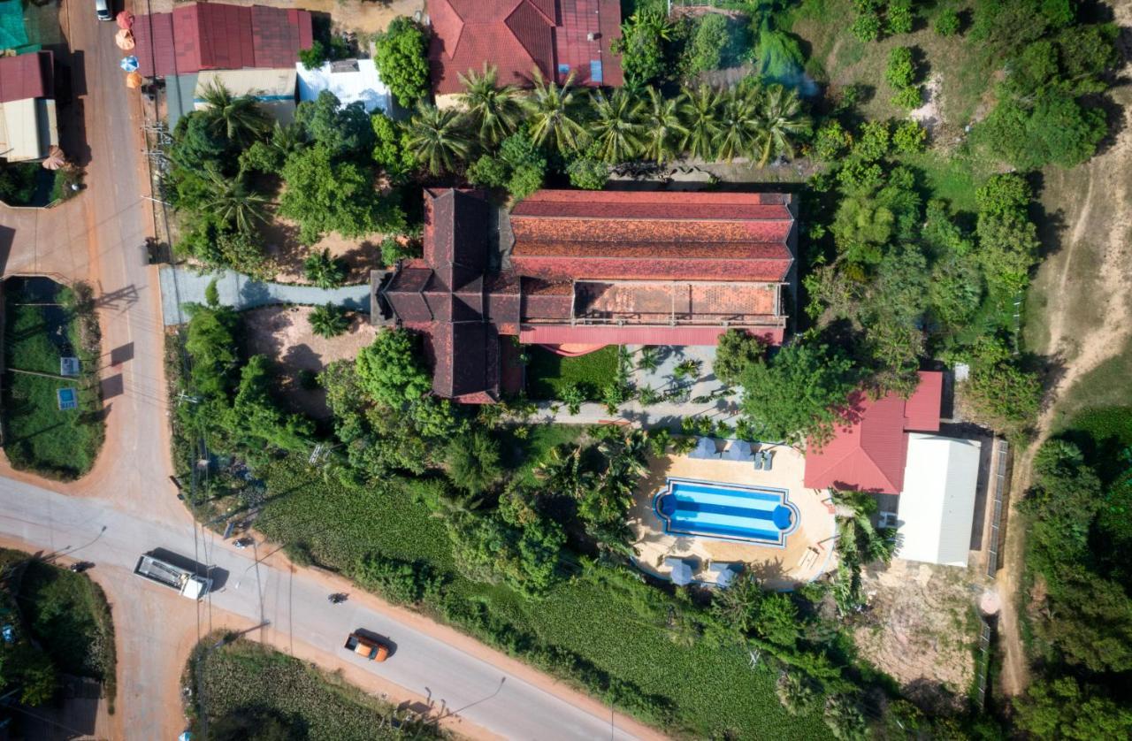 Barefoot Backpacker Resort Siem Reap Esterno foto