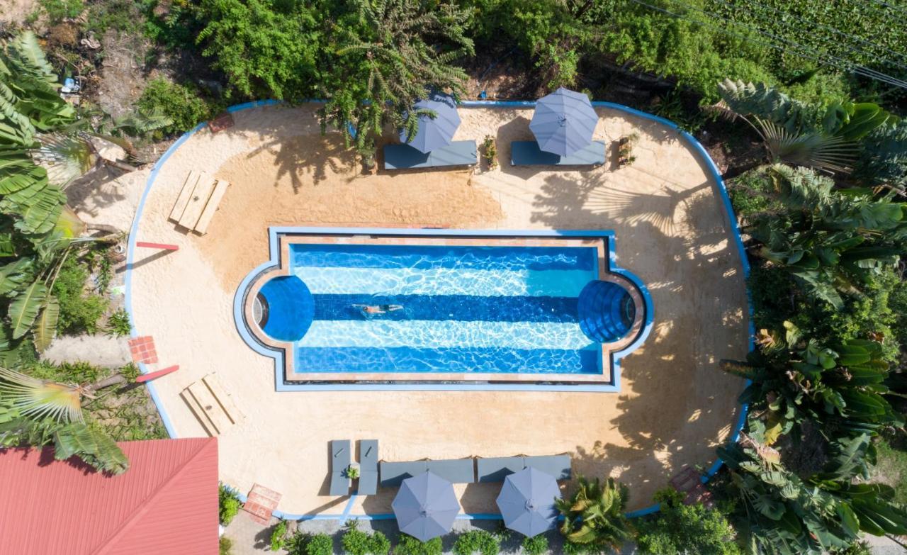 Barefoot Backpacker Resort Siem Reap Esterno foto